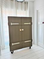 Stoere kinderkamer kast, Ophalen, Zo goed als nieuw, 50 tot 70 cm, 105 cm of meer