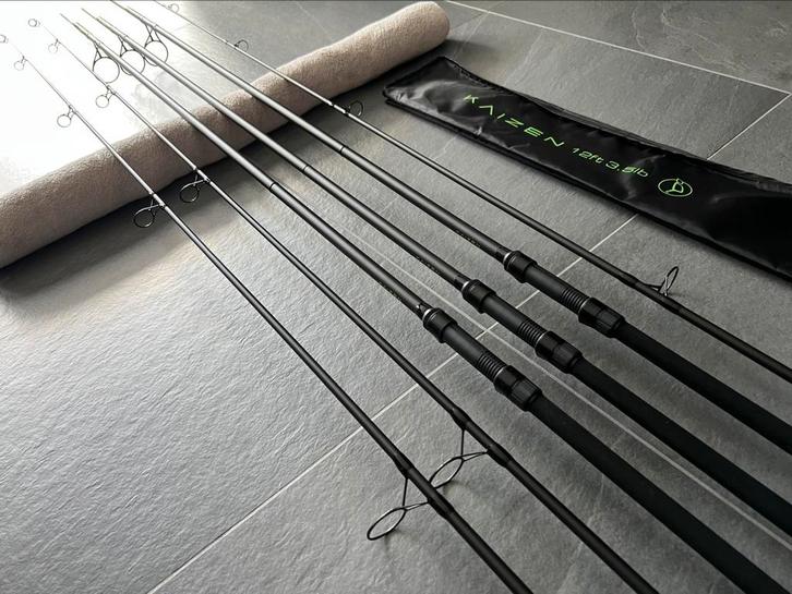 3 X KORDA KAIZEN GREEN 12FT 3.5LB NIEUW ONGEBRUIKT!, Watersport en Boten, Hengelsport | Karpervissen, Nieuw, Complete set, Ophalen