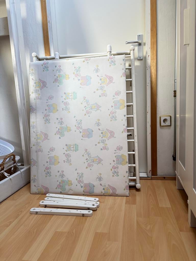 Box, helemaal goed, in hoogte verstelbaar, Kinderen en Baby's, Traphekjes, Ophalen, Gebruikt, Overige materialen, Overige typen