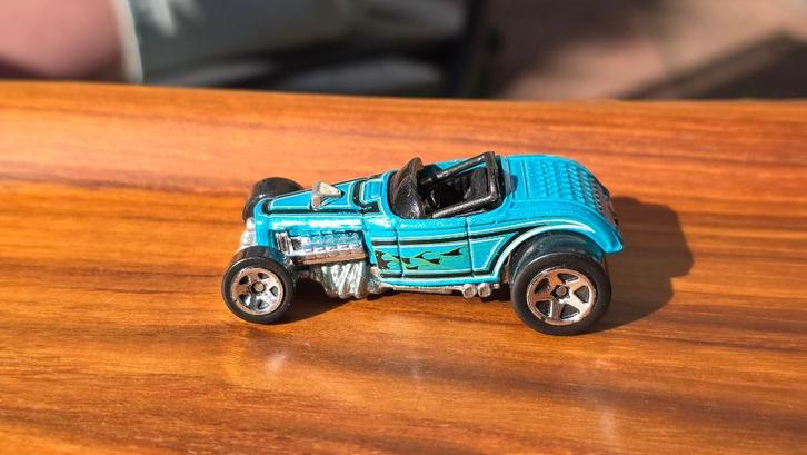 Hot Wheels Modified Rides ‘09 Deuce Roadster, Hobby en Vrije tijd, Modelauto's | 1:18, Gebruikt, Auto, Hot Wheels, Ophalen of Verzenden