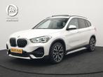 BMW X1 xDrive25e High Executive Plug In Hybrid 220pk Dealer, Auto's, BMW, Adaptive Cruise Control, Gebruikt, Wit, Bedrijf
