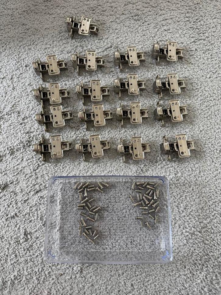 17x IKEA Pax kast scharnieren - geen softclose, Huis en Inrichting, Kasten | Kledingkasten, Zo goed als nieuw, 200 cm of meer