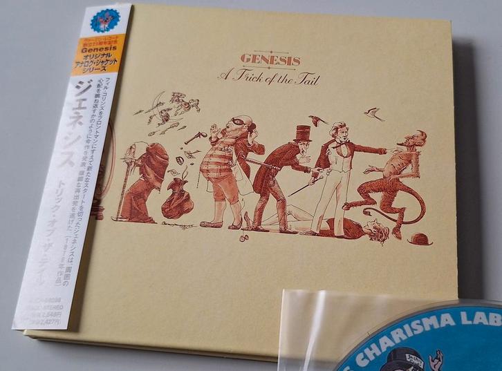 GENESIS A TRICK OF THE TAIL JAPAN Mini LP CD Obi STRIP, Cd's en Dvd's, Cd's | Rock, Gebruikt, Progressive, Ophalen of Verzenden