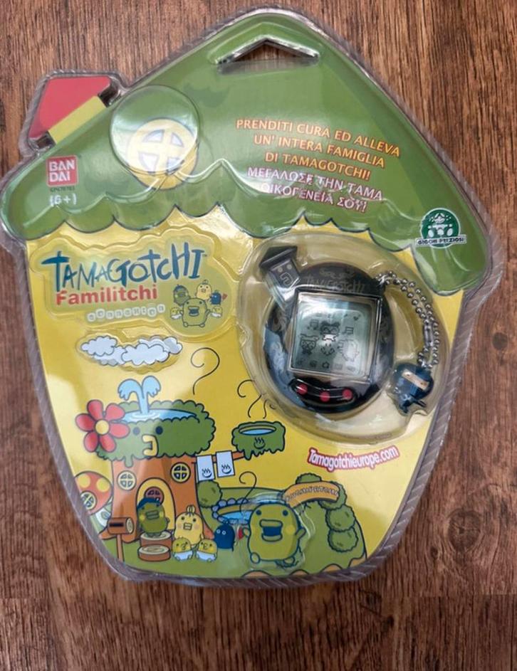 Tamagotchi Connection v5 Familitchi Nieuw in Verpakking, Verzamelen, Speelgoed, Nieuw, Ophalen of Verzenden