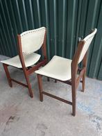 2 vintage stoelen van massief wengé en skaileer, 1960, Huis en Inrichting, Stoelen, Ophalen of Verzenden, Zo goed als nieuw, Bruin