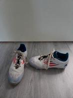 Adidas F50 voetbalschoenen maat 35,5, Sport en Fitness, Voetbal, Ophalen of Verzenden, Zo goed als nieuw, Schoenen