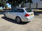 BMW 3-serie Touring 318d zeer nette auto leer navigatie, Achterwielaandrijving, Zwart, 4 cilinders, 122 pk