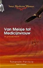 Martina - Van Meisje tot Medicijnvrouw, Boeken, Nieuw, Verhaal of Roman, Ophalen of Verzenden, Spiritualiteit algemeen