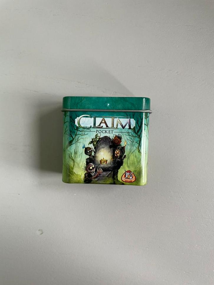 Claim pocket, Hobby en Vrije tijd, Gezelschapsspellen | Kaartspellen, Zo goed als nieuw, Een of twee spelers, Drie of vier spelers
