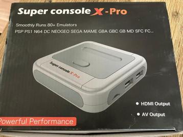 Super console x pro. 2x controllers. hooguit 3 uur gebruikt beschikbaar voor biedingen
