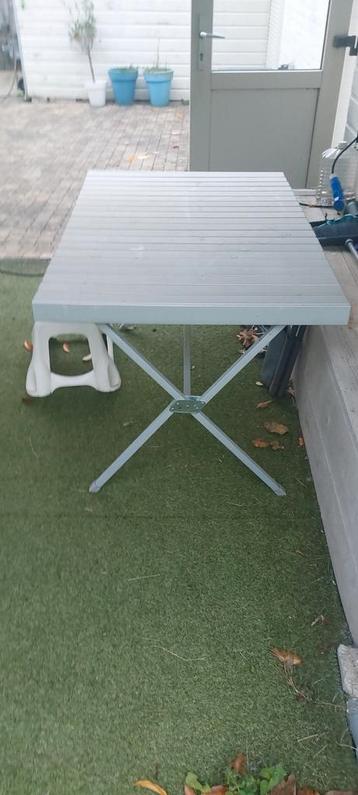 Campingtafel 80x120cm - Demonteerbaar beschikbaar voor biedingen