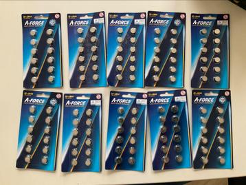 120 batterijen LR44 1.5V 120mAh beschikbaar voor biedingen