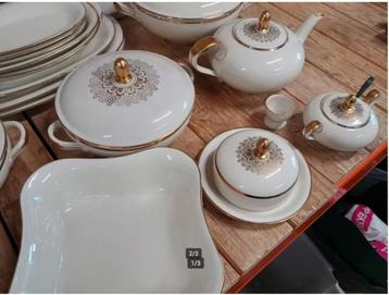 Eschenbach Bavaria -Germany servies delen beschikbaar voor biedingen