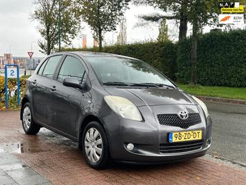 Toyota Yaris 1.3 VVTi Sol *Dlr. Onderhouden! / Incl. NWE APK beschikbaar voor biedingen