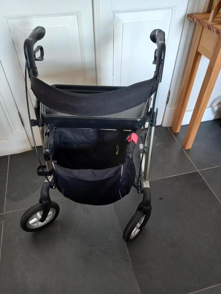 Lichtgewicht rollator Server, Diversen, Rollators, Gebruikt, Lichtgewicht, Opvouwbaar, Ophalen of Verzenden