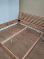Massief houten bed 180x200, 2 Personen, Antiek en Kunst, Antiek | Meubels | Bedden, Ophalen of Verzenden