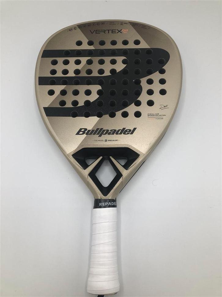 Bullpadel Vertex 04 Women, Sport en Fitness, Padel, Gebruikt, Padelracket, Ophalen of Verzenden