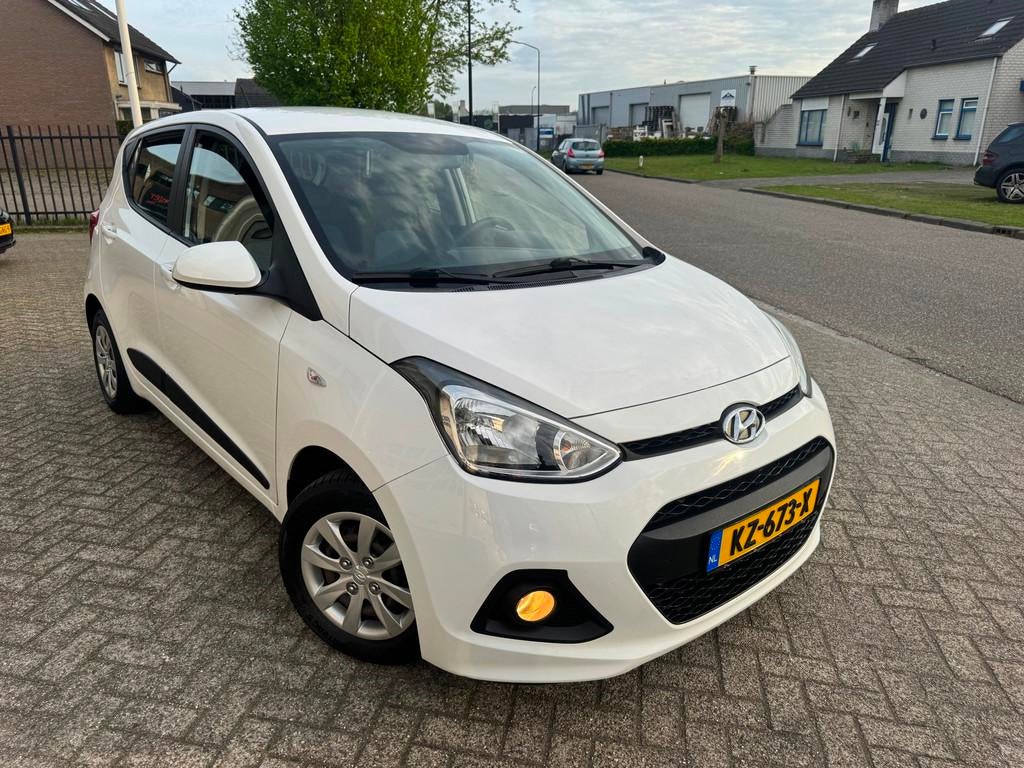 Hyundai I10 1.0i i-Motion Comfort Airco, Cruise control, NAP, Auto's, Voorwielaandrijving, Gebruikt, Origineel Nederlands, Bedrijf
