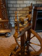 Antiek houten spinnewiel - Decoratief en functioneel, Hobby en Vrije tijd, Ophalen, Gebruikt, Spinnewiel
