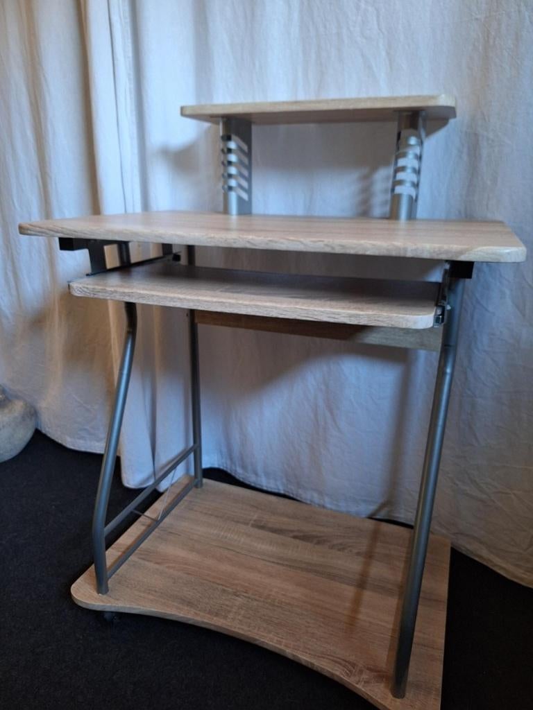 Computer / laptop tafel, Computers en Software, Laptoptafels, Ophalen, Zo goed als nieuw