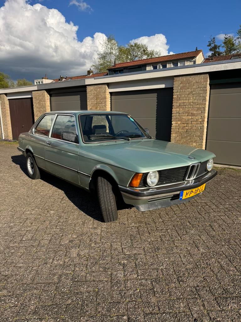 BMW 3-Serie 1.8 I 318 1982 Groen, Auto's, Achterwielaandrijving, 4 cilinders, Origineel Nederlands, Handgeschakeld