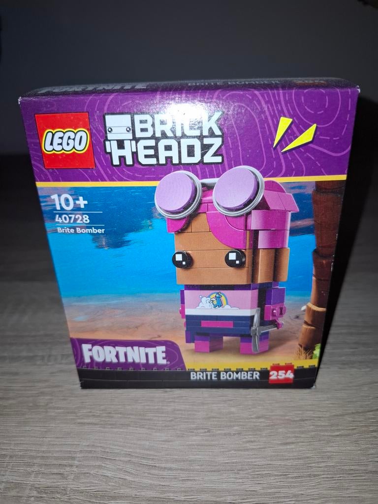 Nieuwe LEGO Brick Headz Fortnite Brite Bomber 40728, Ophalen of Verzenden