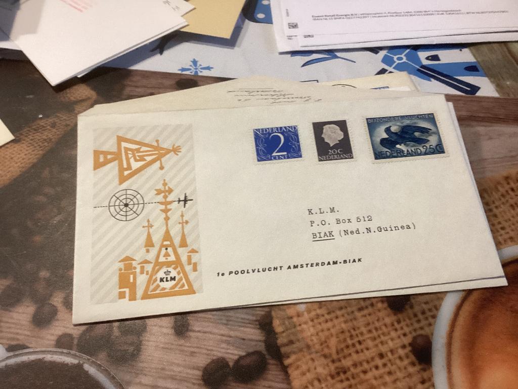 No9831 KLM Amsterdam Biak niet gestempeld Heb ook van, Ophalen, Onbeschreven, Nederland