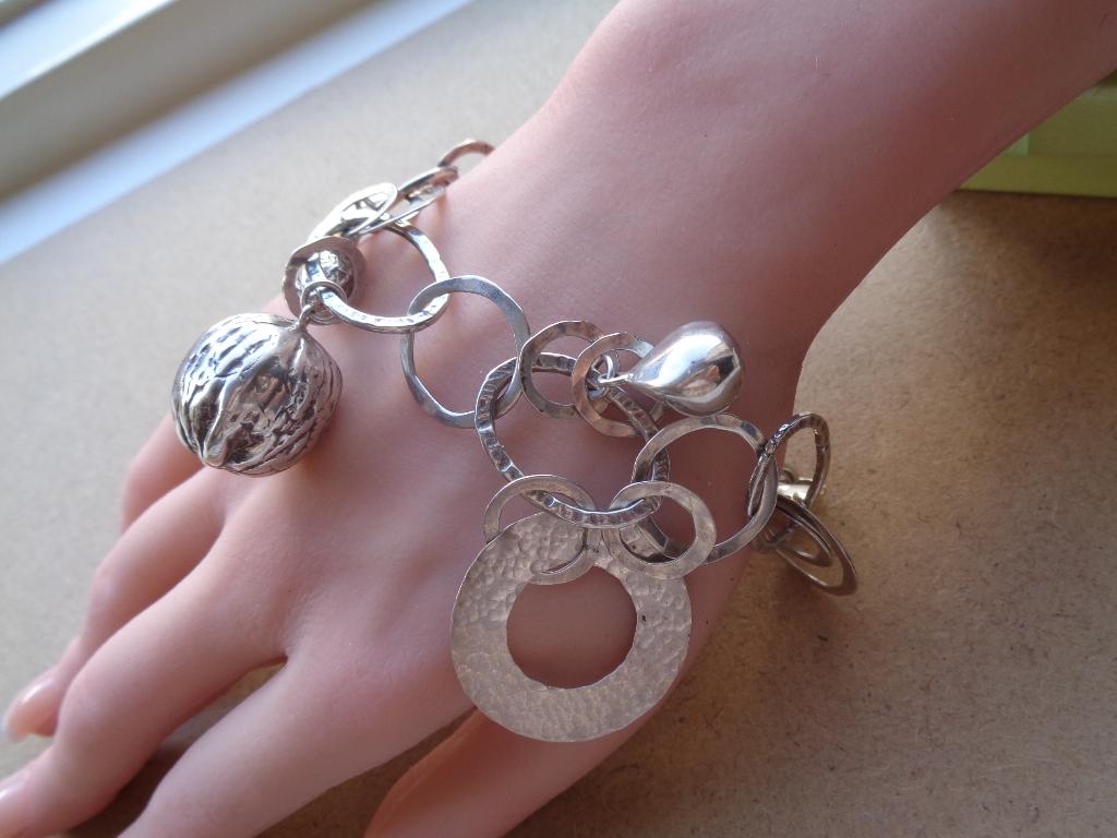 zilveren  ketting of armband met massief hangers [1034], Verzenden, Zo goed als nieuw, Met bedels of kralen, Zilver