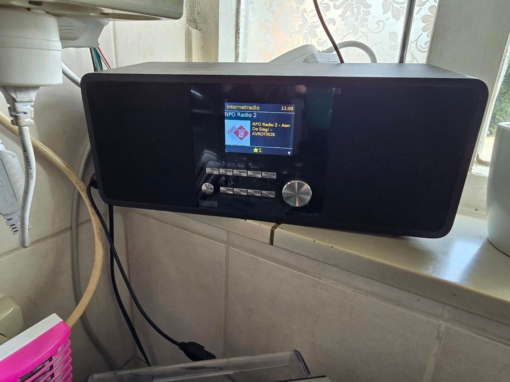 Zwarte internetradio met afstandsbediening, Ophalen of Verzenden, Zo goed als nieuw, Radio
