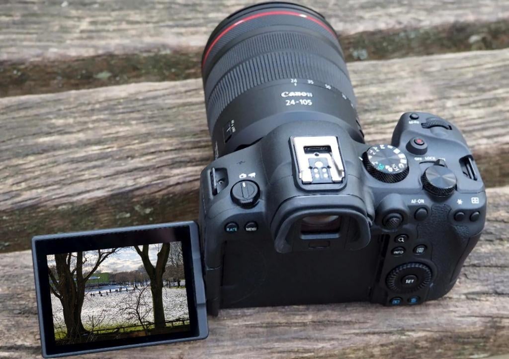 Canon EOS R6 Mark II + Canon RF 24-105mm f /4 L is USM-lens, Ophalen, Spiegelreflex, Canon, Zo goed als nieuw