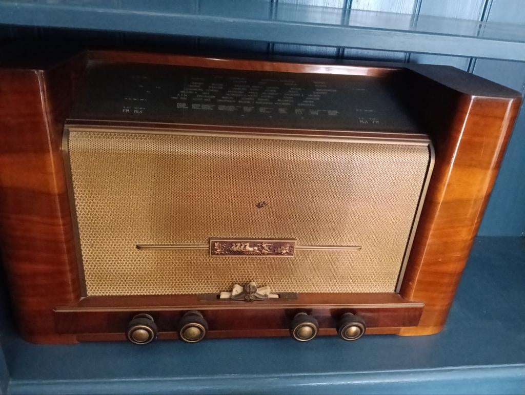 Fridor Radio, Ophalen