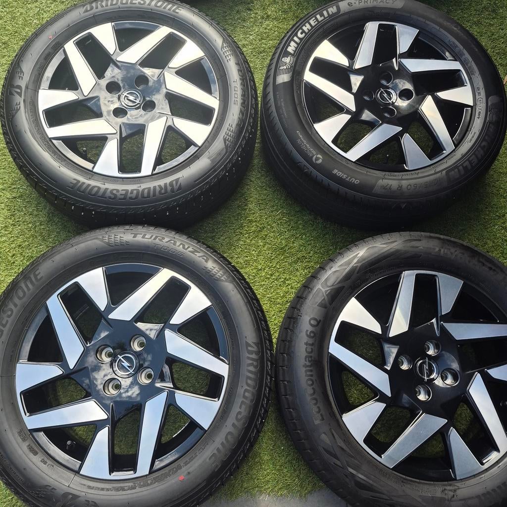 Opel mokka velgen met banden 17inch, 215 mm, 17 inch, Ophalen of Verzenden, Band(en)