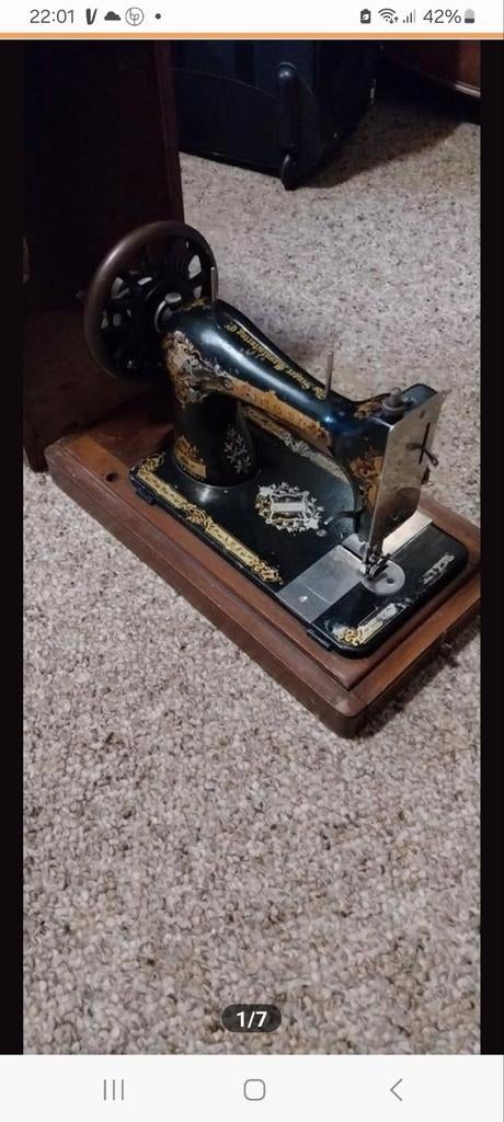 Antieke naaimachine, Antiek en Kunst, Antiek | Naaimachines, Ophalen