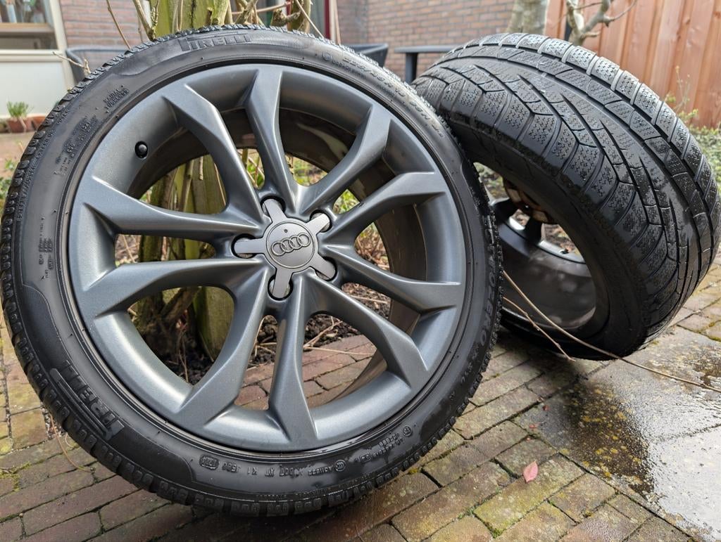Audi originele velgen 18 inch met Pirelli banden, Ophalen, 18 inch, Gebruikt, Banden en Velgen