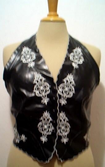 Leather look halter gilet met borduursels van Prestige! M, Maat 38/40 (M), Verzenden, Zwart, Zo goed als nieuw