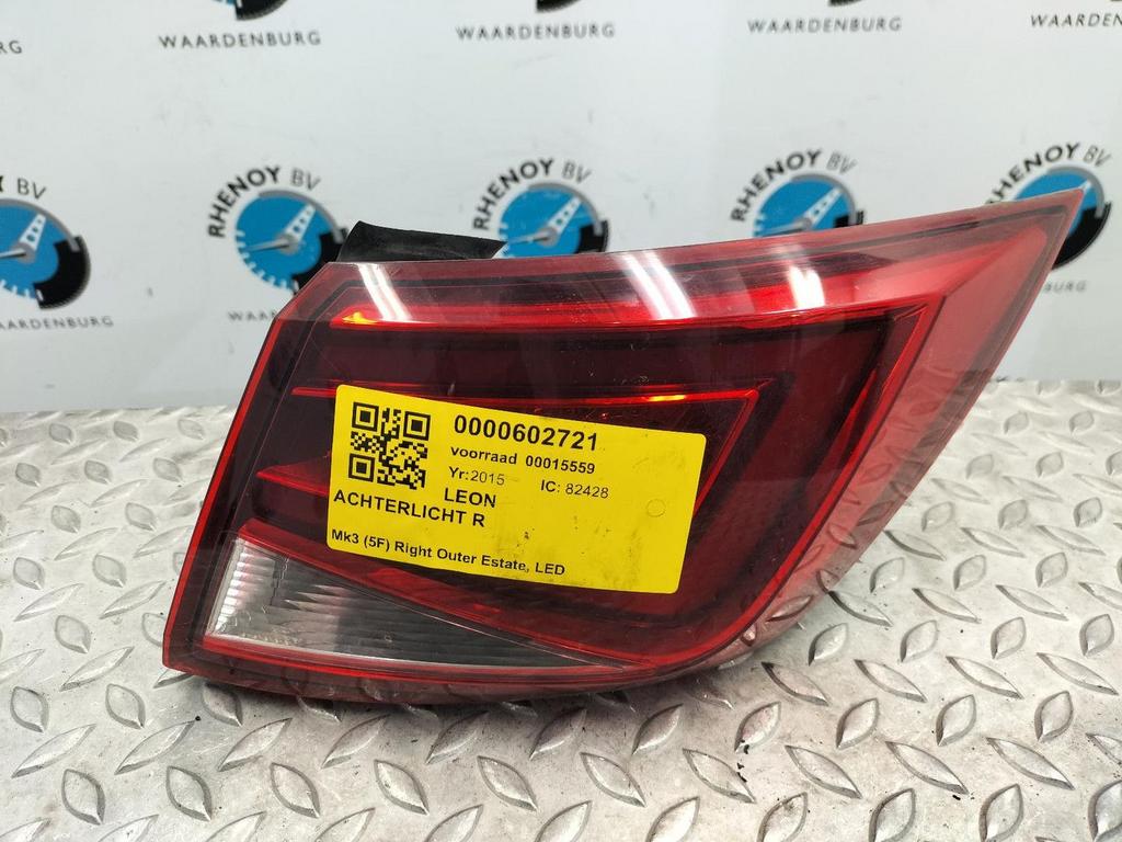 SEAT LEON 1.4 TSI ACT FR Dyn.  ACHTERLICHT R 2015, Ophalen of Verzenden, Gebruikt, Stiba lid