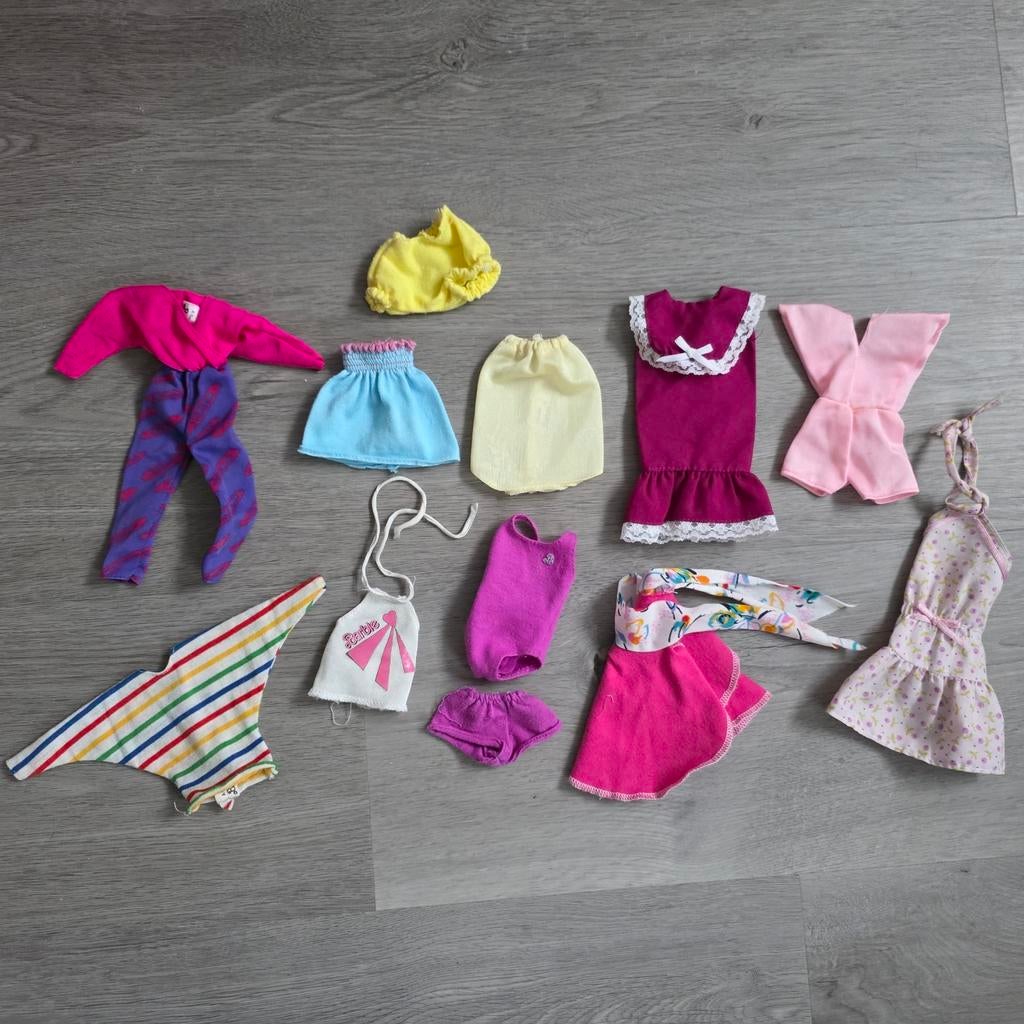 Barbie kleertjes Mattel, Kinderen en Baby's, Speelgoed | Poppen, Ophalen of Verzenden, Gebruikt, Barbie
