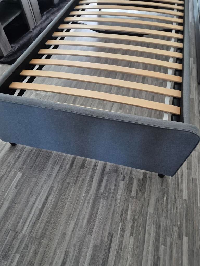 Nette IKEA Hauga bedframe grijs 90x200 cm, Ophalen, 90 cm, Eenpersoons, Zo goed als nieuw