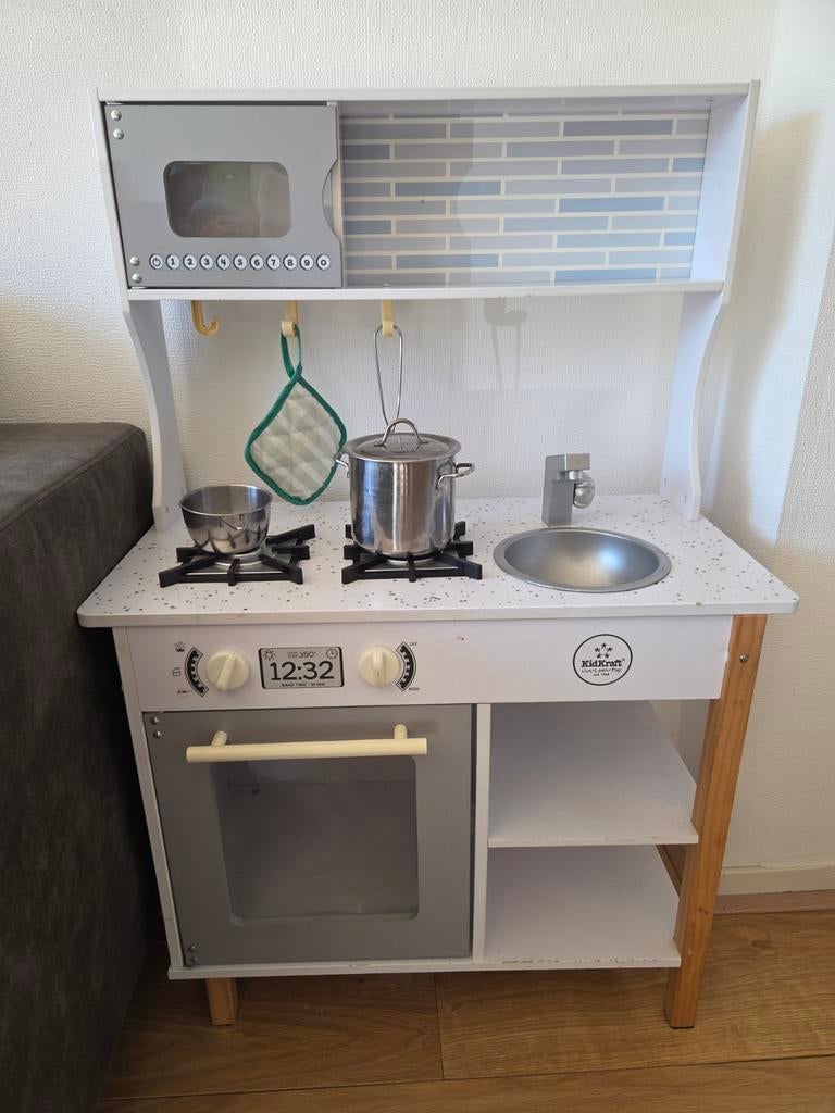 KidKraft Speelkeuken - Wit met Houten Details, Kinderen en Baby's, Speelgoed | Speelkeukens, Ophalen, Gebruikt, Hout, Speelkeuken