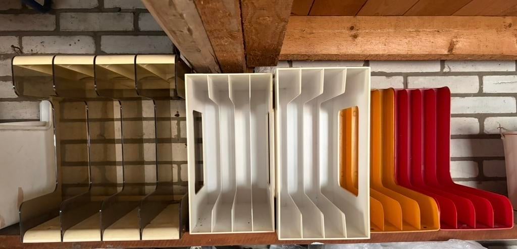 Vintage vinyl platenhouders - Diverse kleuren en stijlen, Huis en Inrichting, Kasten | Overige, Ophalen of Verzenden, Gebruikt