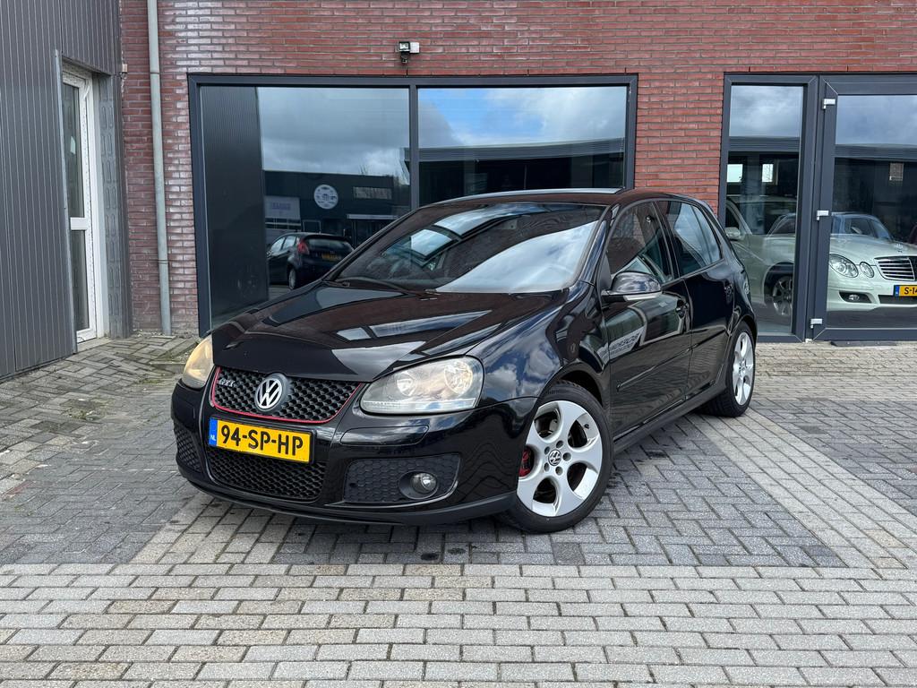 Volkswagen Golf 2.0 TFSI GTI | NWE APK | 100% onderhouden |, Auto's, Stof, Gebruikt, Zwart, 4 cilinders