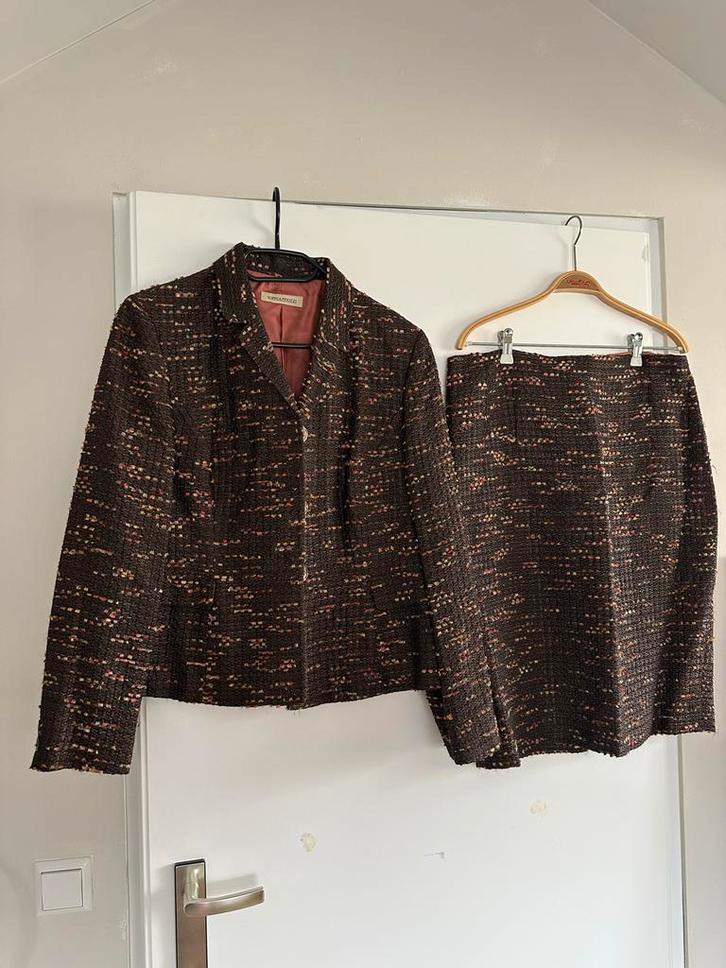 Sophia Pigozzi Tweed Jasje en Rok Set - Maat M, Kleding | Dames, Jasjes, Kostuums en Pakken, Zo goed als nieuw, Kostuum of Pak