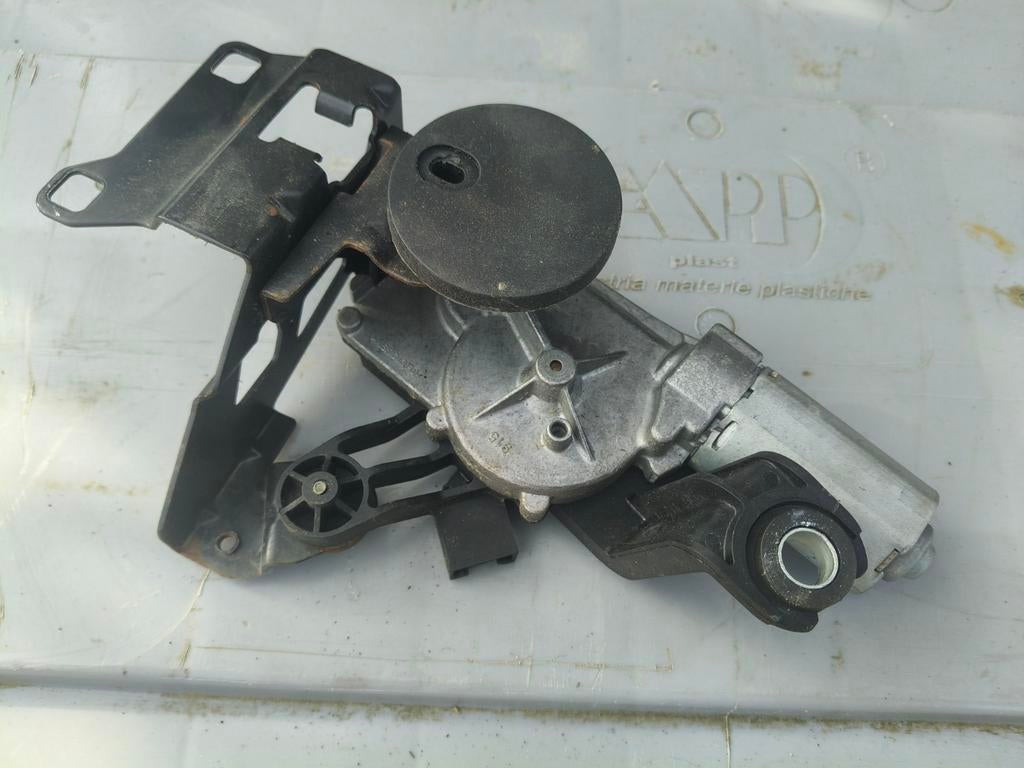 Ruitenwismotor achter BMW 3 serie E91 Touring 2006-2014, Ophalen of Verzenden