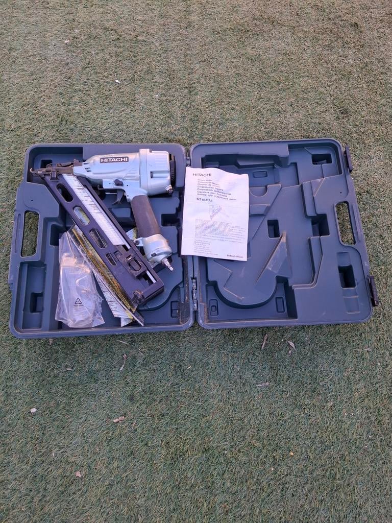 Pinnailer/spijkerpistool  Hitachi, Ophalen