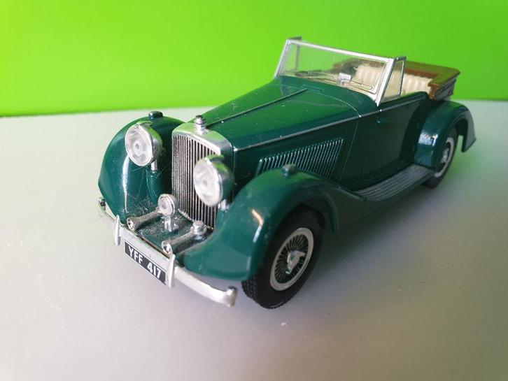 Universal Hobbies - Bentley 4 1/4 Litre James Bond [grn]1/43, Hobby en Vrije tijd, Modelauto's | 1:43, Gebruikt, Auto, Universal Hobbies