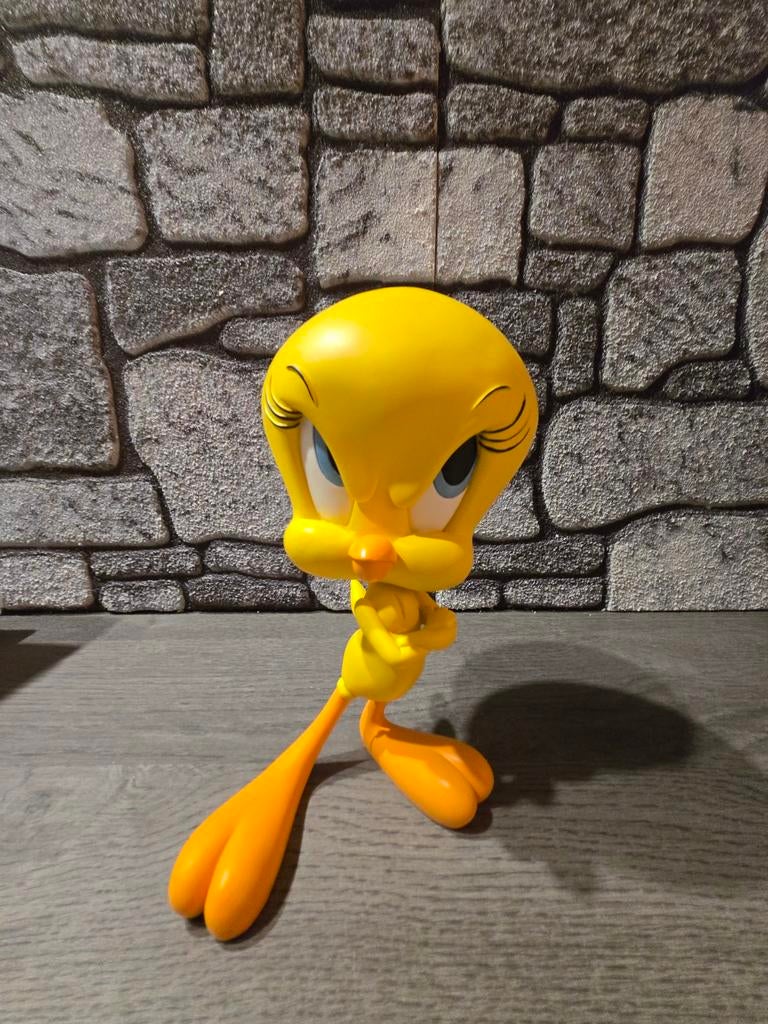 Tweety Angry Bird beeld origineel gestempeld TM Warner Bros, Verzamelen, Ophalen of Verzenden, Overige figuren, Nieuw, Beeldje of Figuurtje