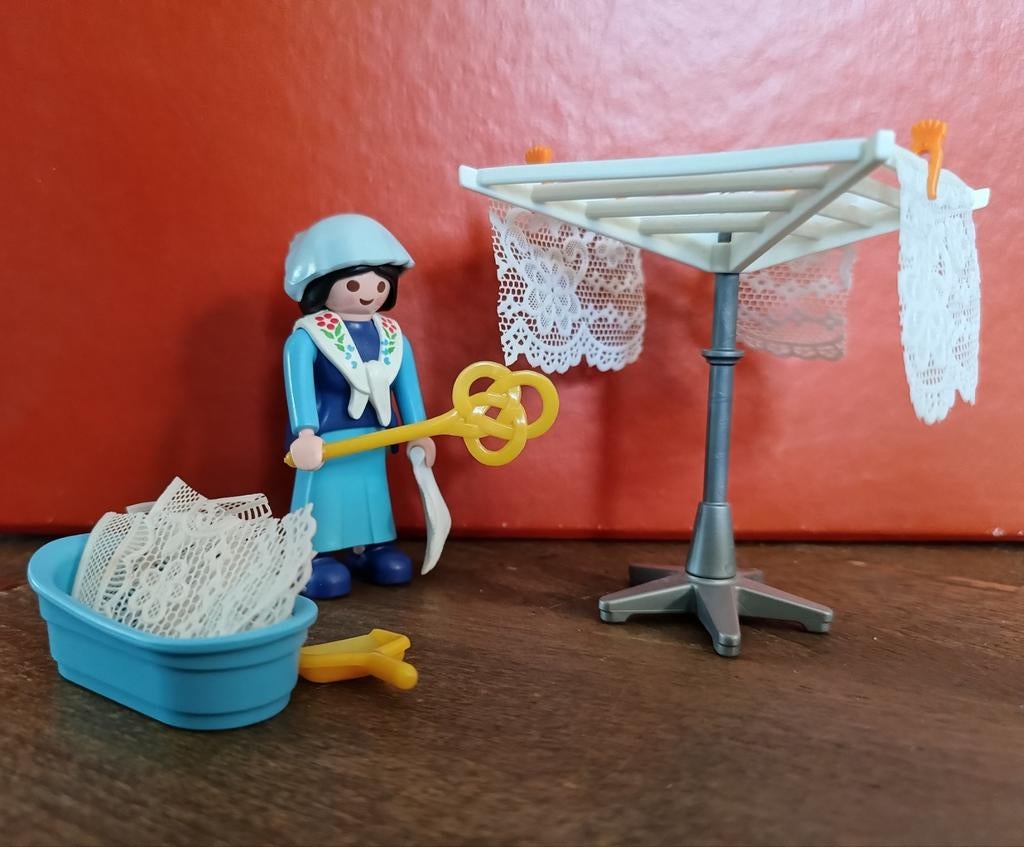 Nostalgisch playmobil wasvrouw, Ophalen of Verzenden