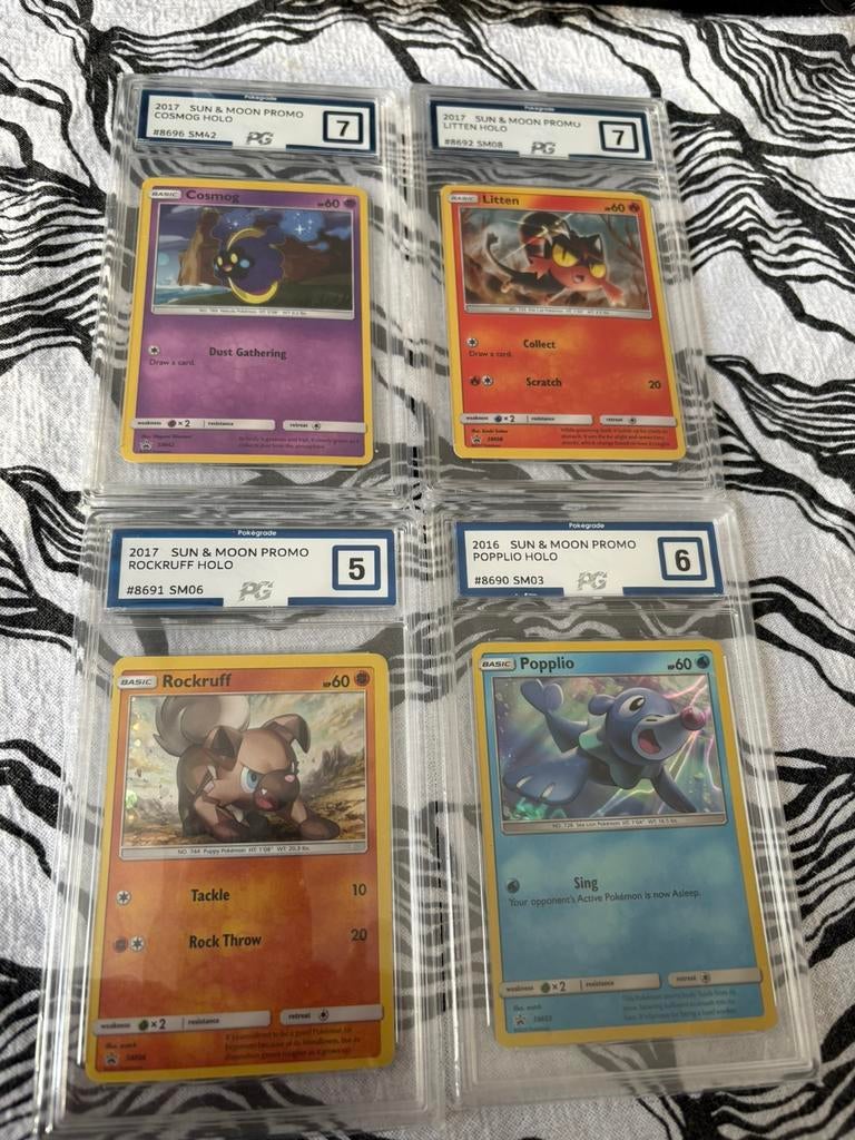 Slabs 2016-2017, Hobby en Vrije tijd, Verzamelkaartspellen | Pokémon, Zo goed als nieuw, Meerdere kaarten, Foil, Ophalen of Verzenden