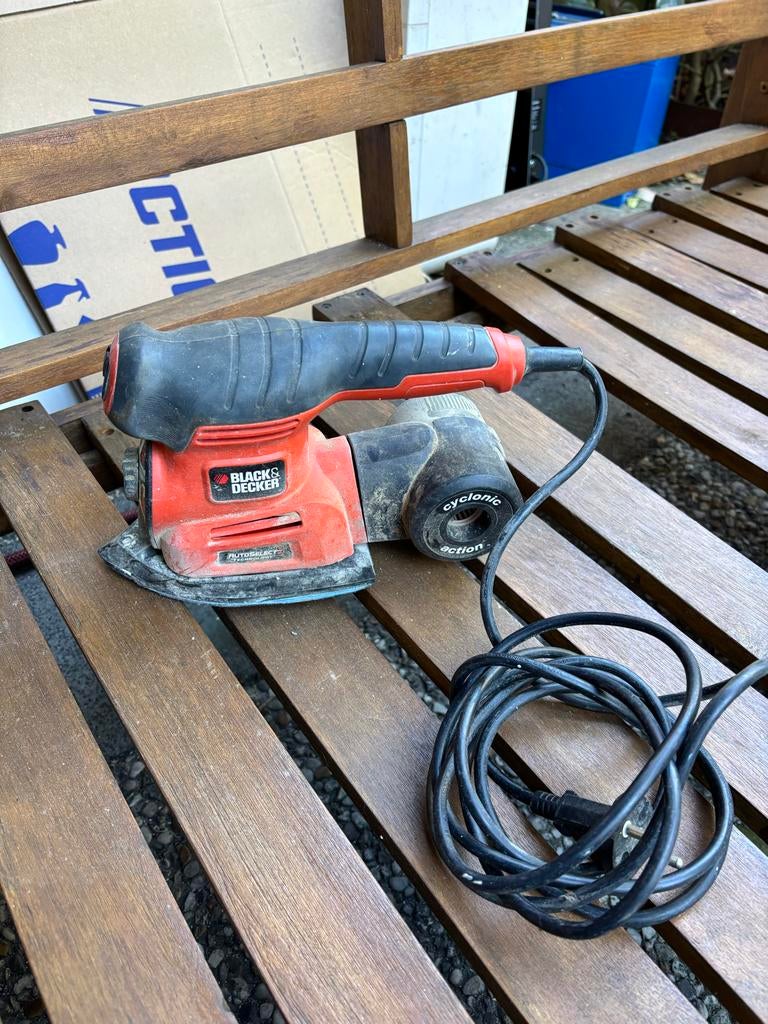 Black & Decker KA280K Excentrische Schuurmachine, Ophalen of Verzenden, Gebruikt, Minder dan 600 watt, Excentrische schuurmachine