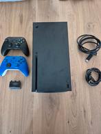 Xbox series X 1 TB + 2 controllers, Spelcomputers en Games, Spelcomputers | Xbox Series X en S, Ophalen of Verzenden, Zo goed als nieuw